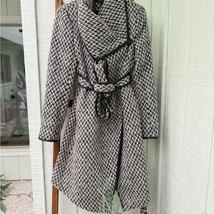 DKNY Black and White Houndstooth Coat Size S